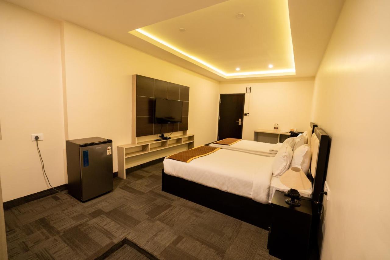 Royale Lalawi Hotel Āīzawl Exteriér fotografie