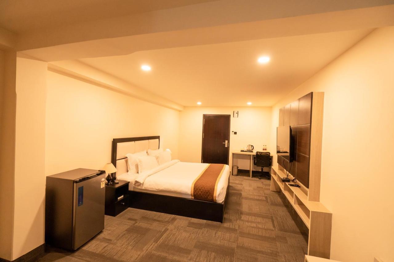 Royale Lalawi Hotel Āīzawl Exteriér fotografie
