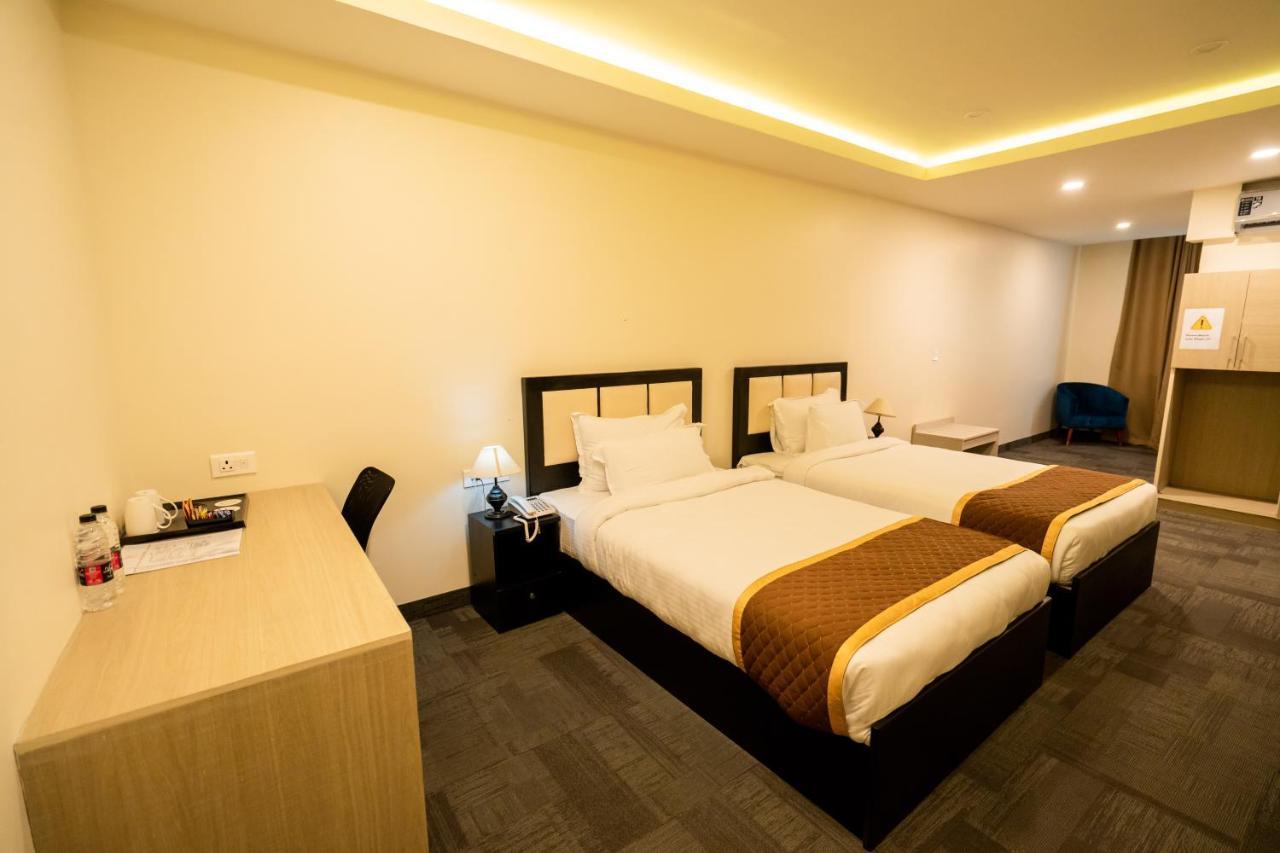 Royale Lalawi Hotel Āīzawl Exteriér fotografie