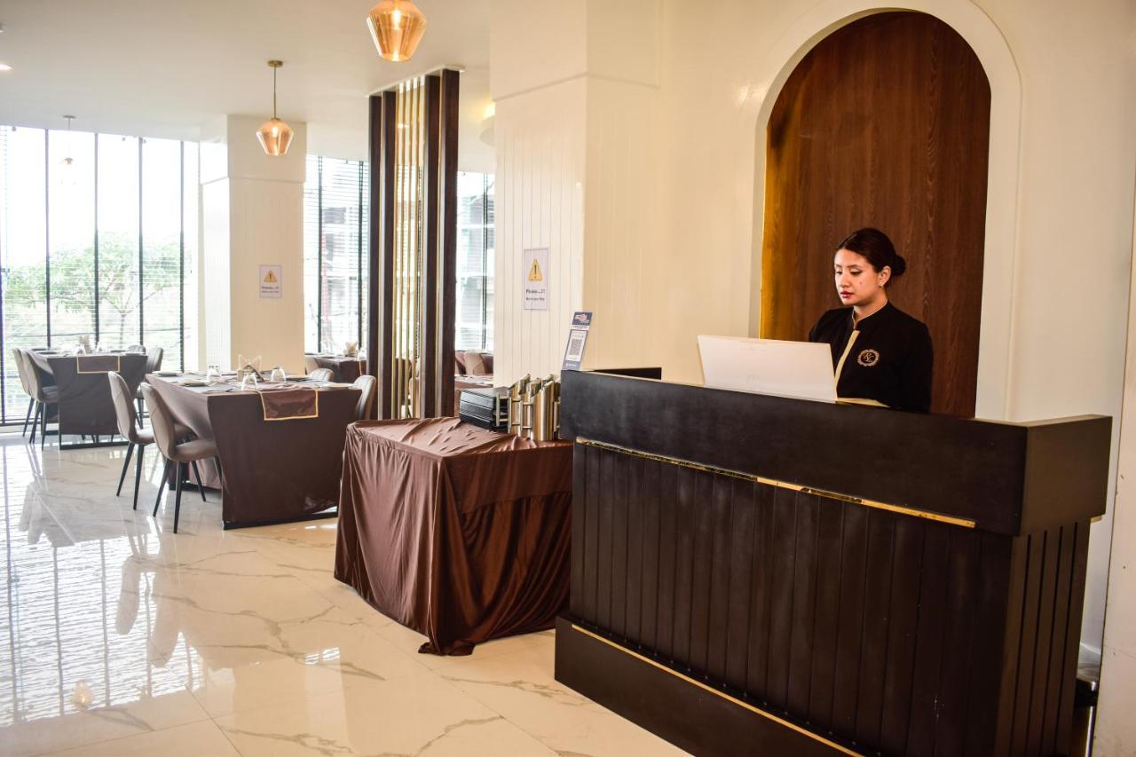 Royale Lalawi Hotel Āīzawl Exteriér fotografie